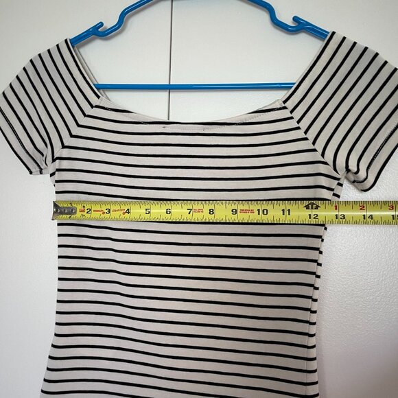 New Look Black and White Striped Crop Top Size 2 NWOT - Picture 4 of 12